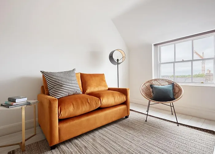 Sonder Mountjoy Square 4*