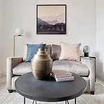 Sonder Mountjoy Square アパートホテル 4*