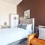 アパートホテル Sonder Mountjoy Square ダブリン