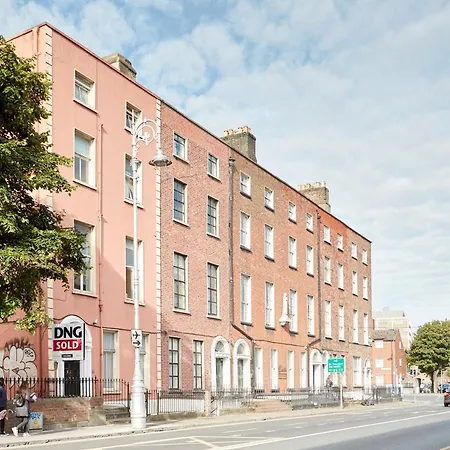 Sonder Mountjoy Square 4*