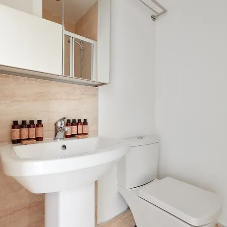 Sonder Mountjoy Square Aparthotel 4*